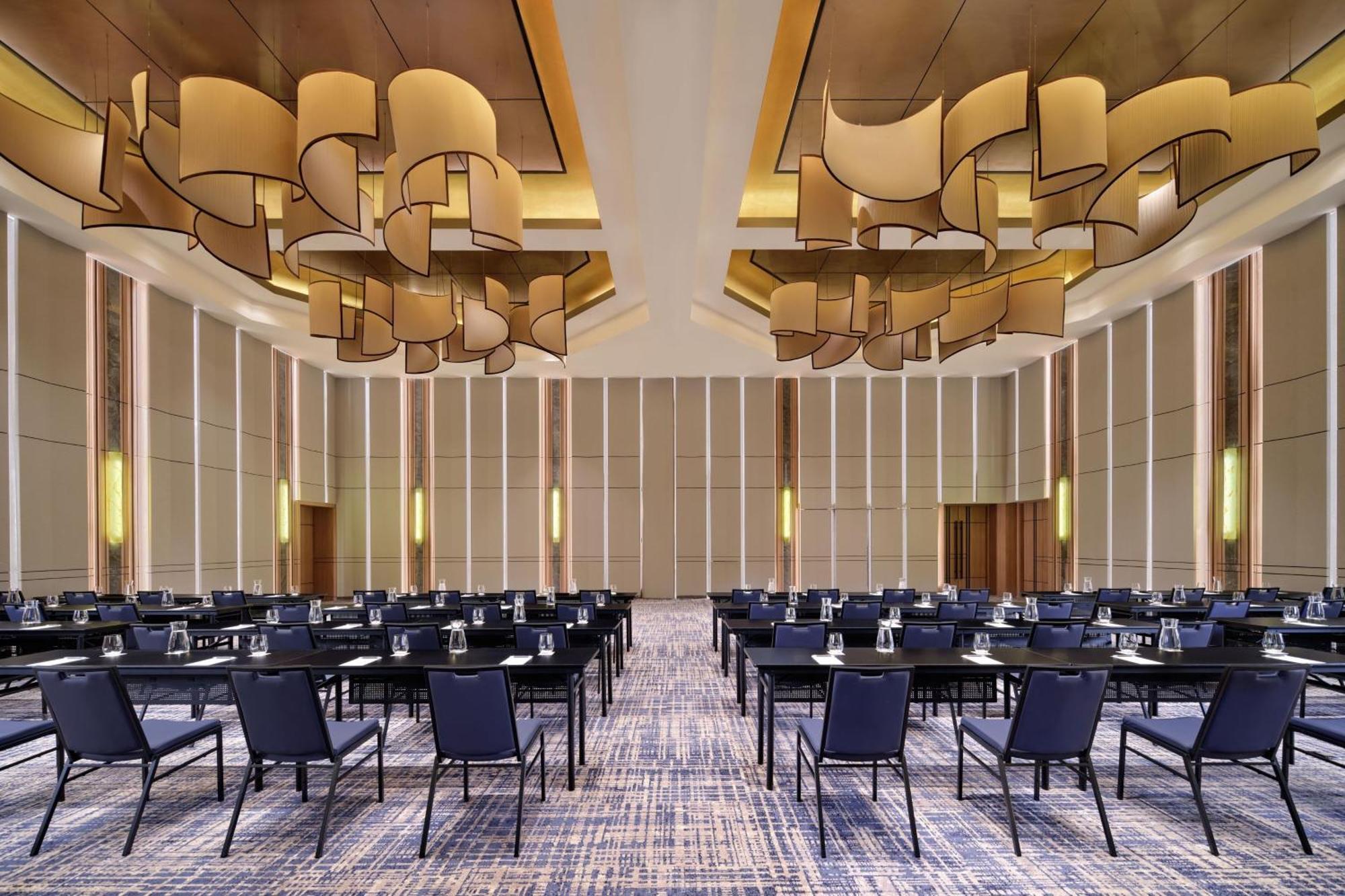 Sheraton Jakarta Soekarno Hatta Airport Tangerang Esterno foto